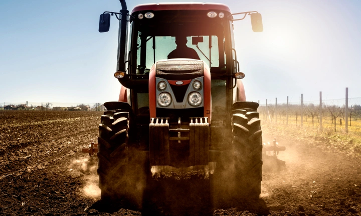 Prominent Indian Tractor Manufacturer benefits from EXIM Solution